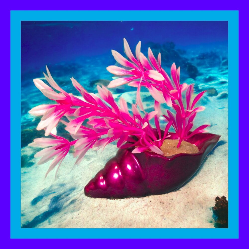 Aquarium Decoration Golden Pink Long Shell with Pink and Green Plant.